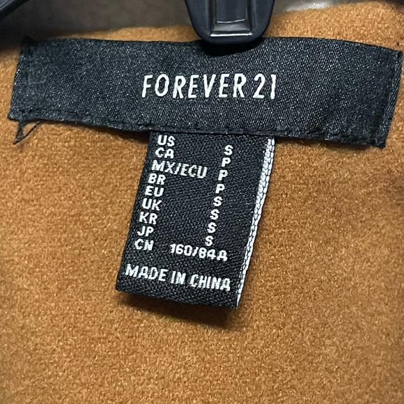 Forever 21 coat 💕 - Picture 6 of 7